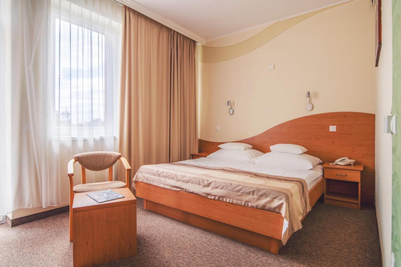 Granada Conference, Wellness And Sport Hotel Кескемет Екстериор снимка