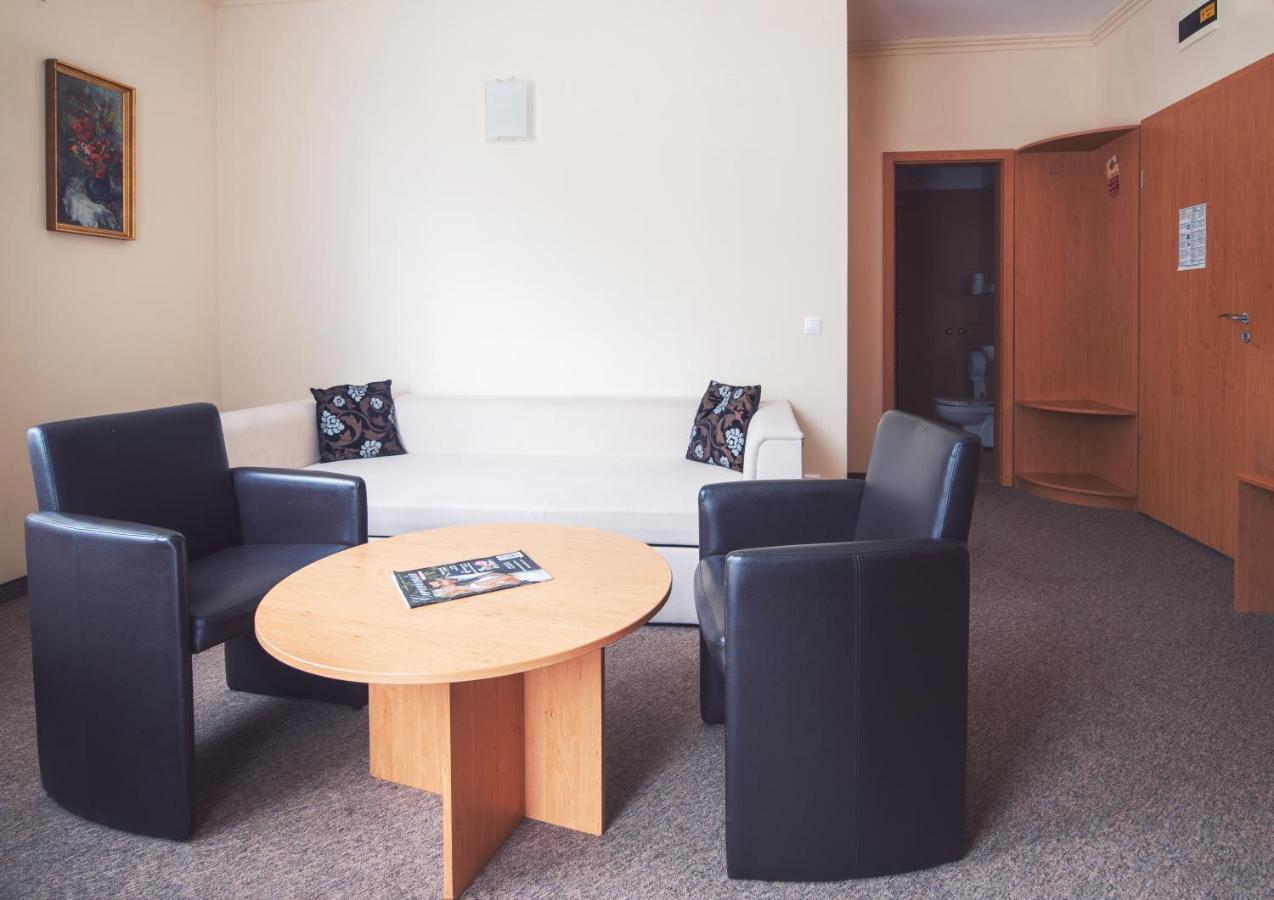 Granada Conference, Wellness And Sport Hotel Кескемет Екстериор снимка
