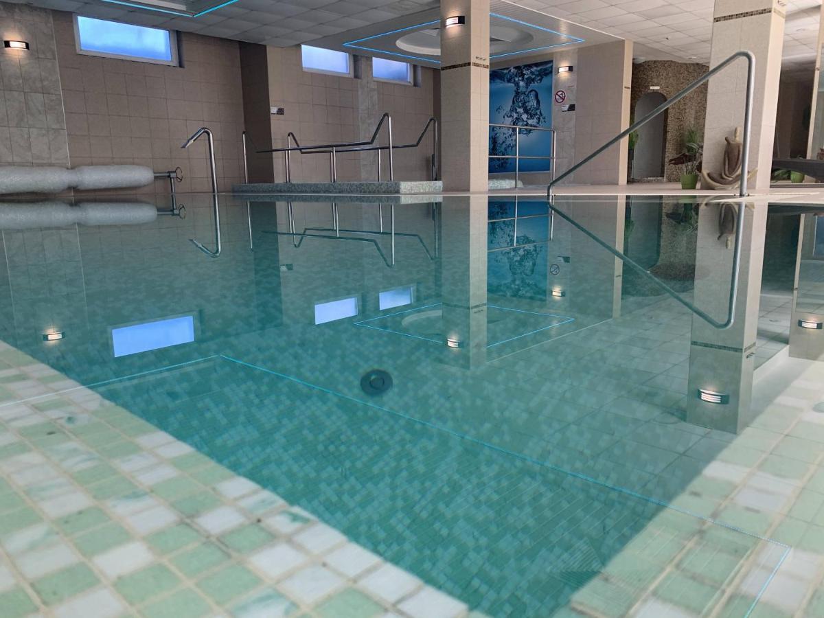 Granada Conference, Wellness And Sport Hotel Кескемет Екстериор снимка
