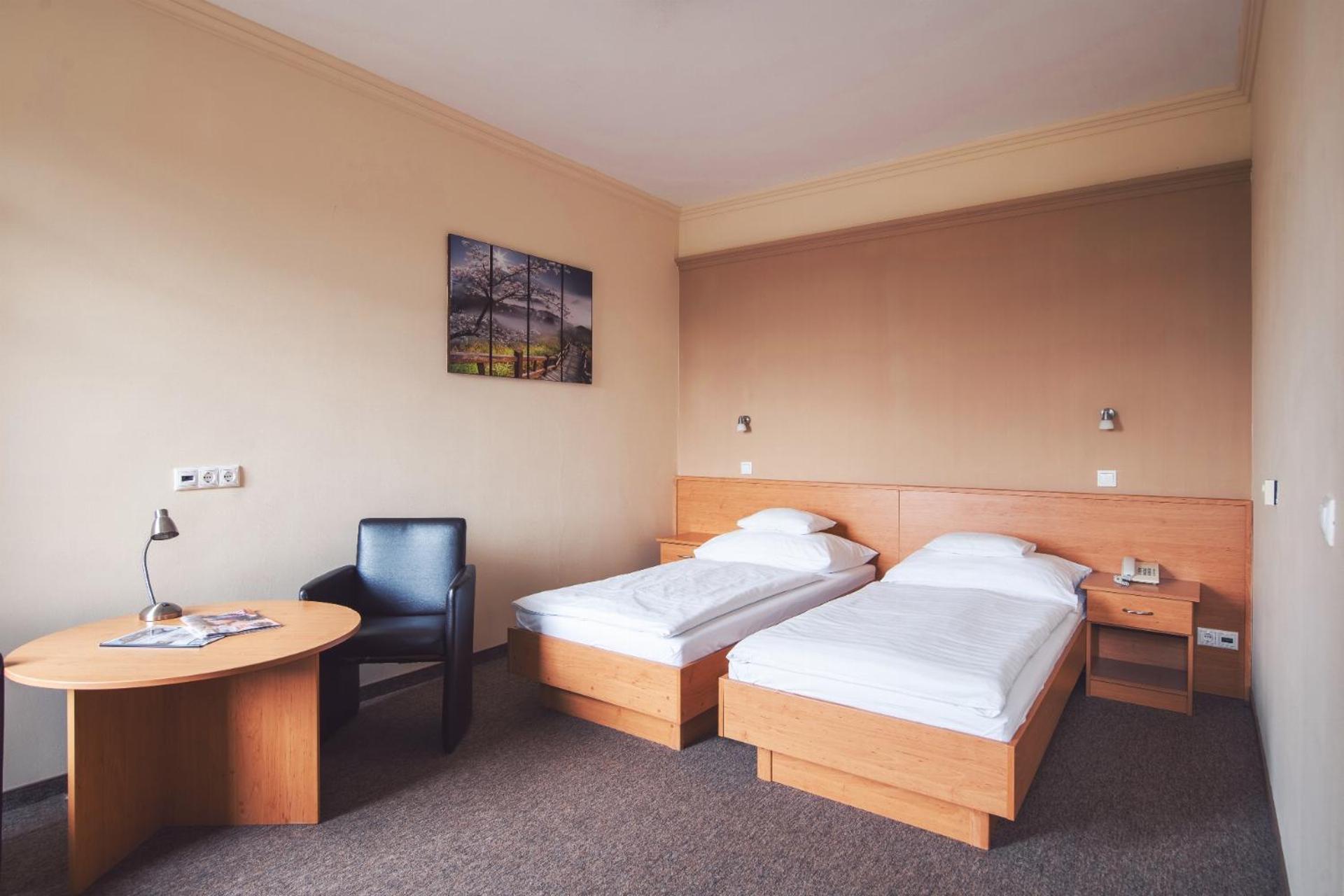 Granada Conference, Wellness And Sport Hotel Кескемет Екстериор снимка